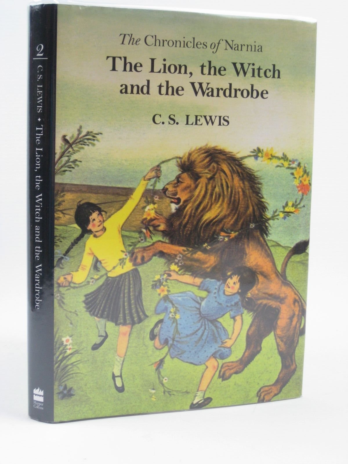 The Chronicles of Narnia #2: The Lion, the Witch and the Wardrobe (Sang Singa, sang Penyihir, dan Lemari)
