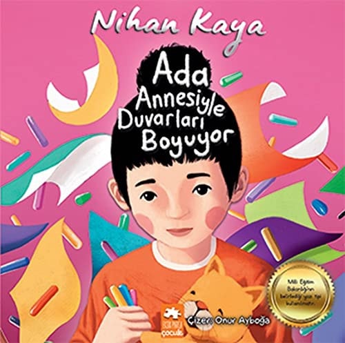 Ada Annesiyle Duvarlari Boyuyor
