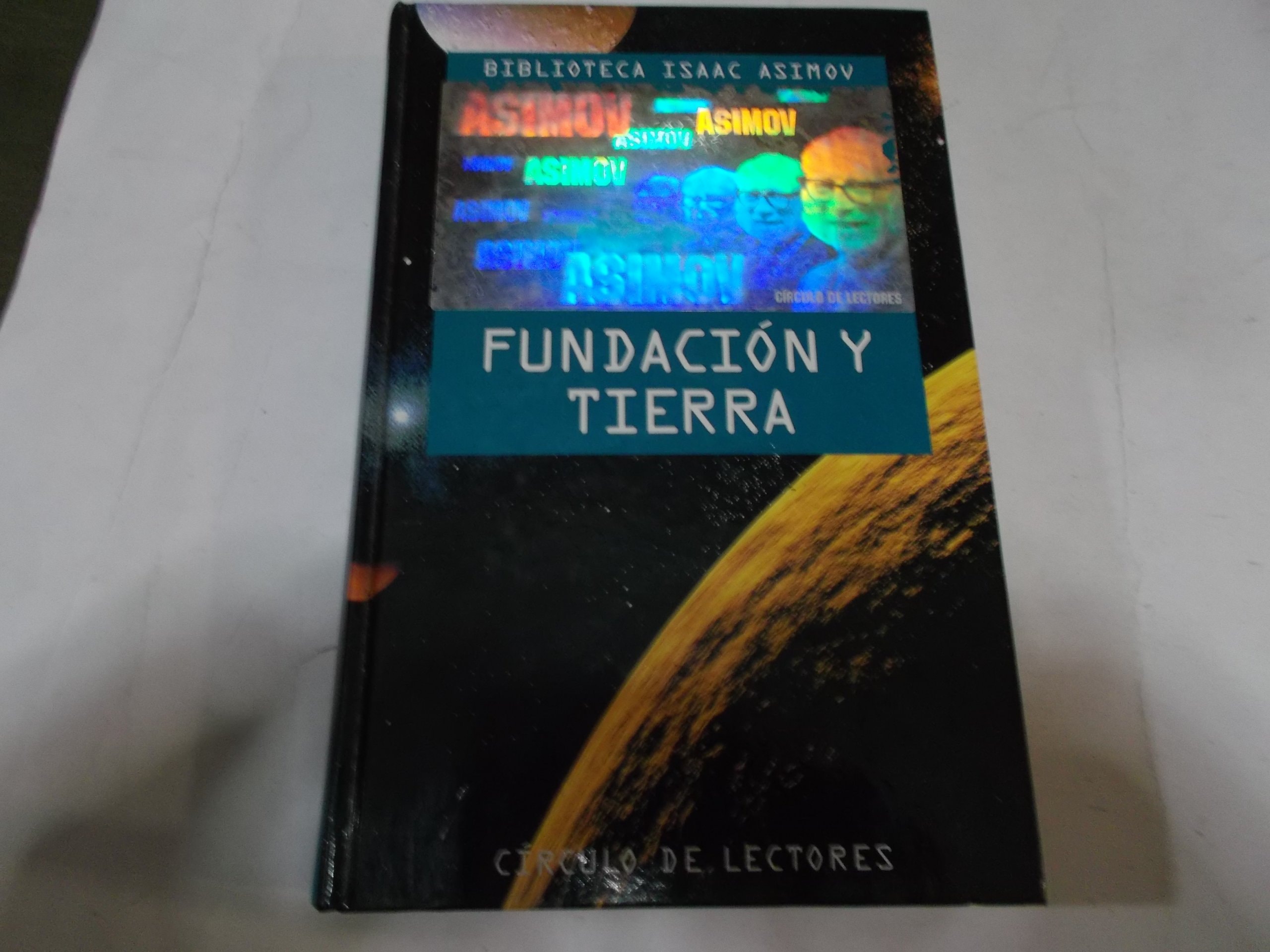 Fundación y tierra